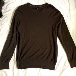 Brown, v-neck pullover sweater